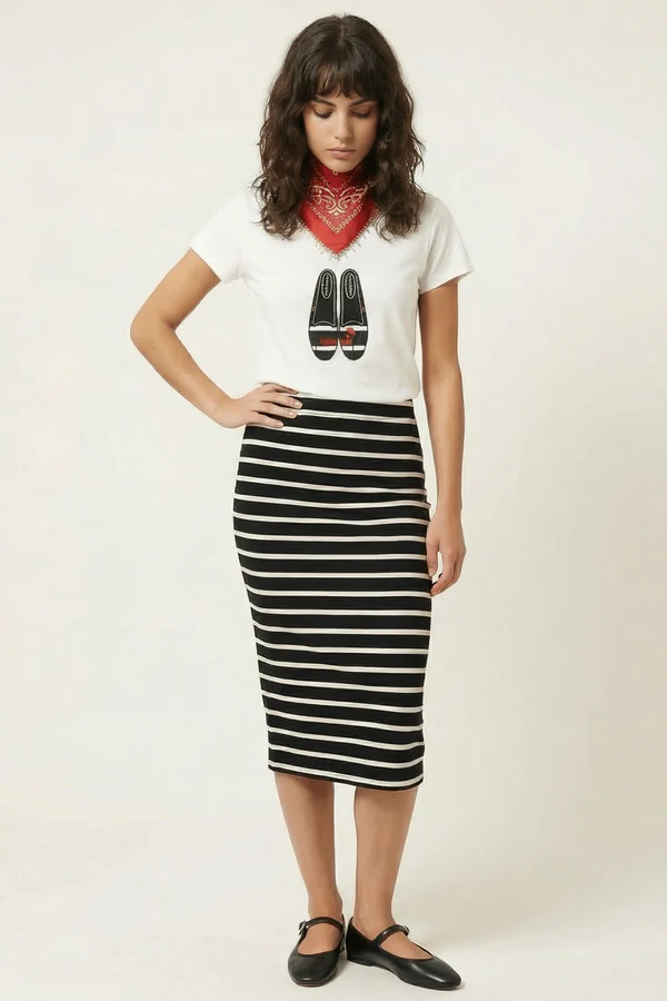 Camiseta blanca con bailarinas bordadas Lolitas&L